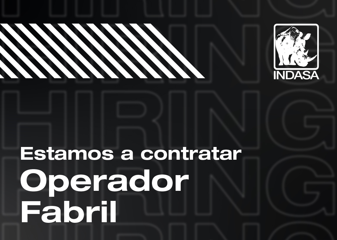 senhora a embalar lixa