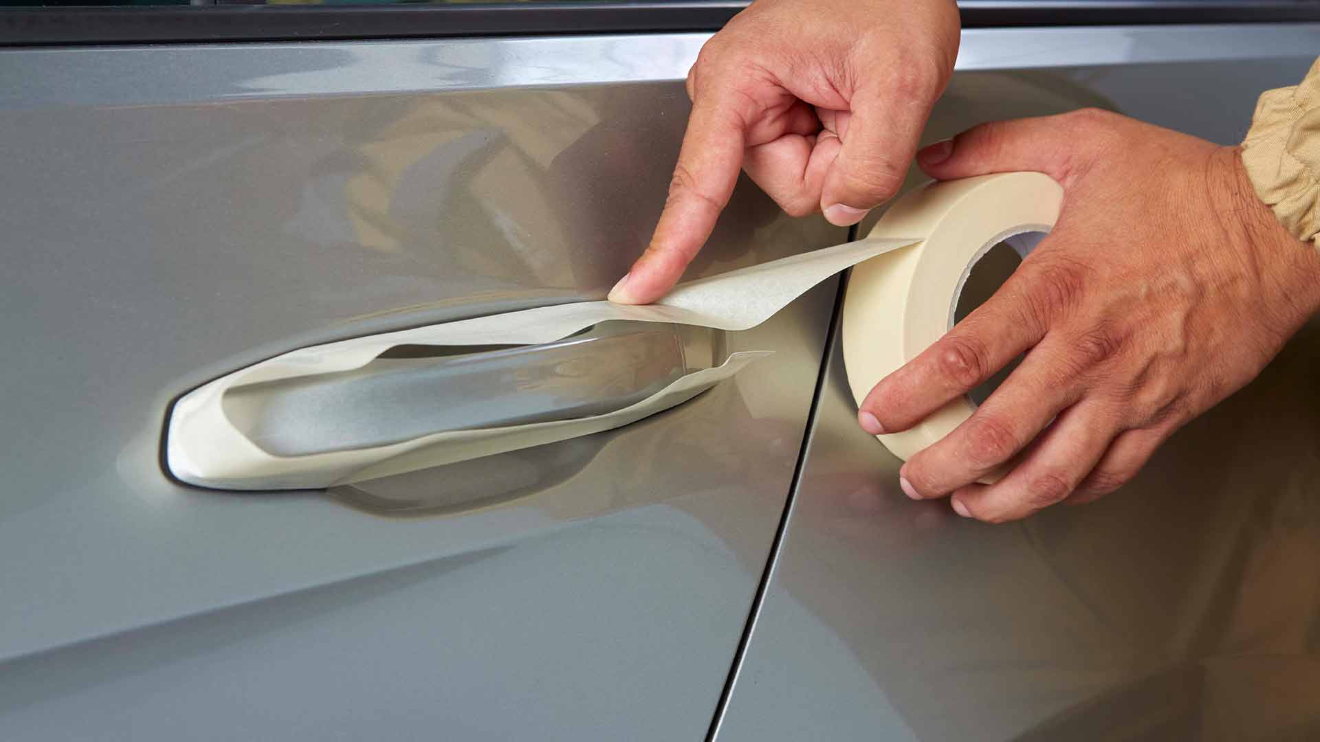 INDASA Abrasives MTE Masking Tape applying on car